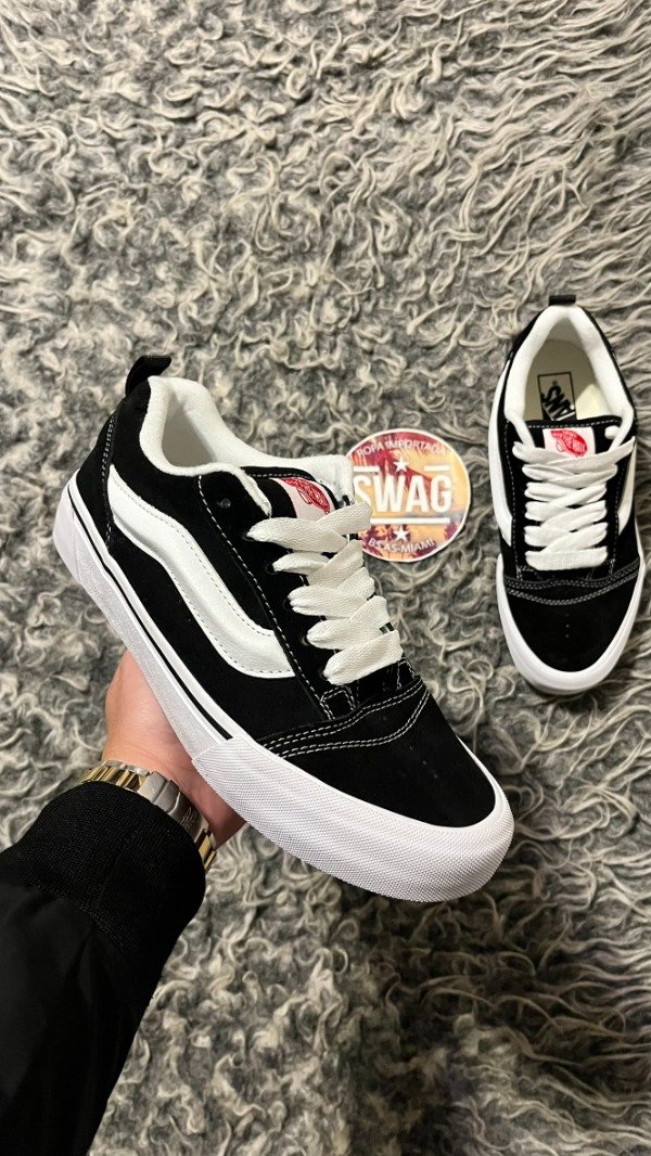 Producto - KNU BLACK TRUE WHITE