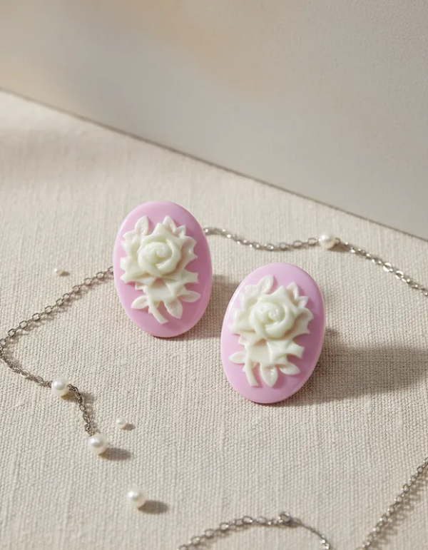 Producto - Prendedor Color Rosa con flores