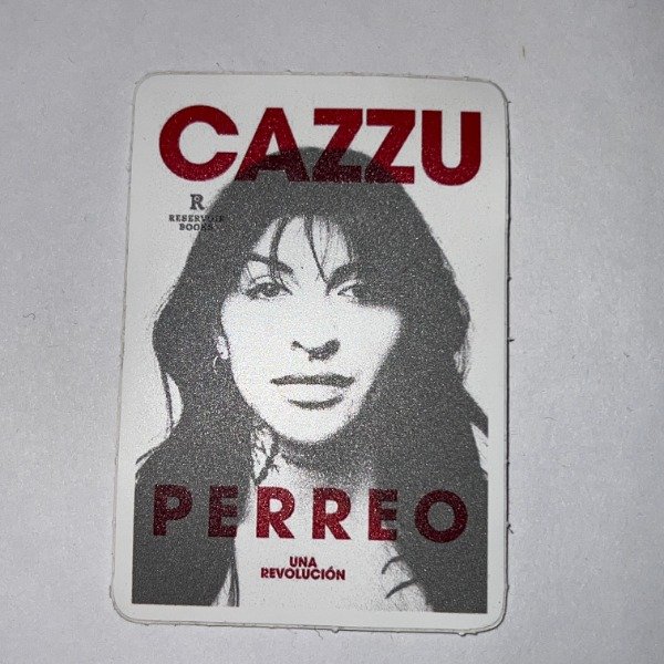 Producto - CAZZU PERREO LIBRO
