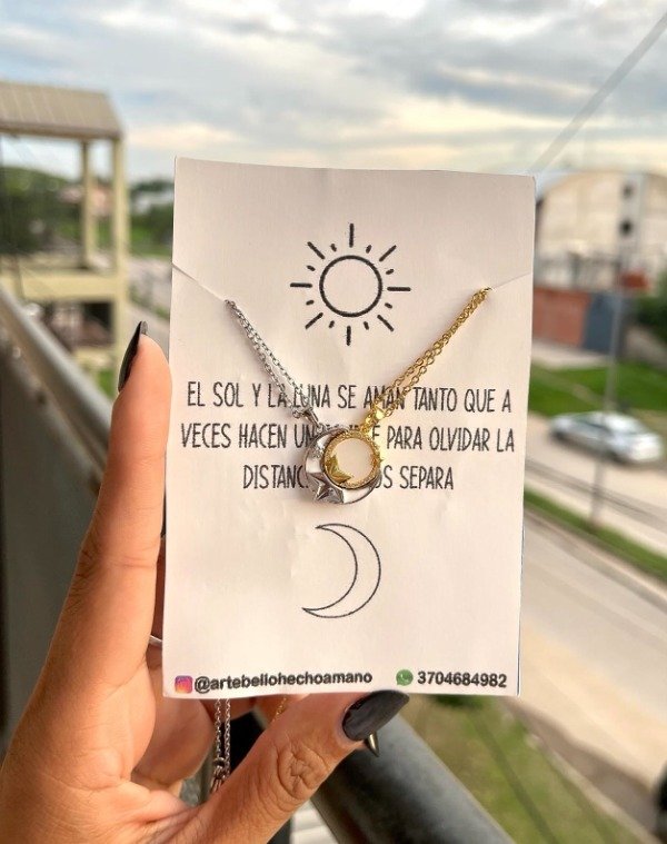 Producto - Dúo de collares - Sol y Luna imantados (Modelo 1)