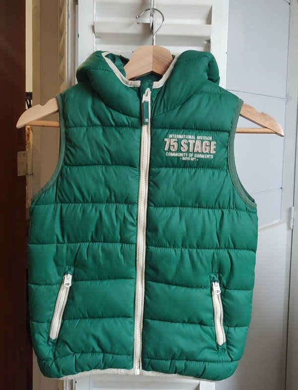 Producto - Chaleco ZARA talle 7/8