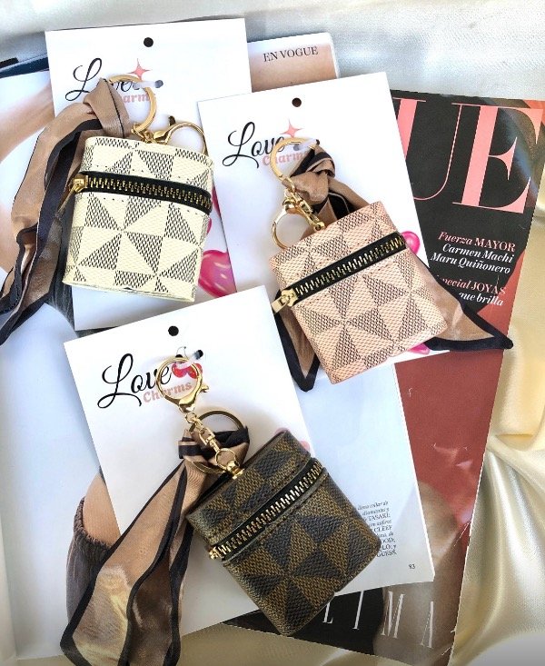 Producto - Charm llavero carterita