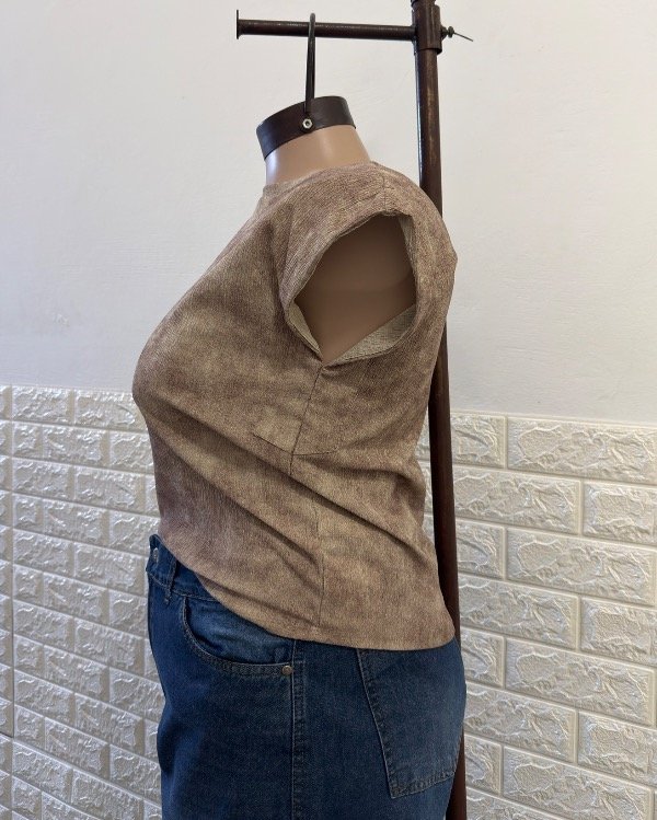 Producto - Remera Vara (línea mediana)