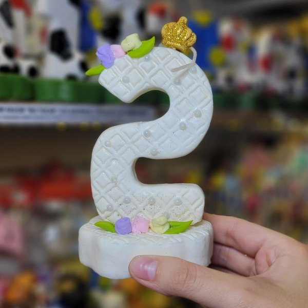 Producto - Vela número de porcelana temática CORONA N 2 color blanco