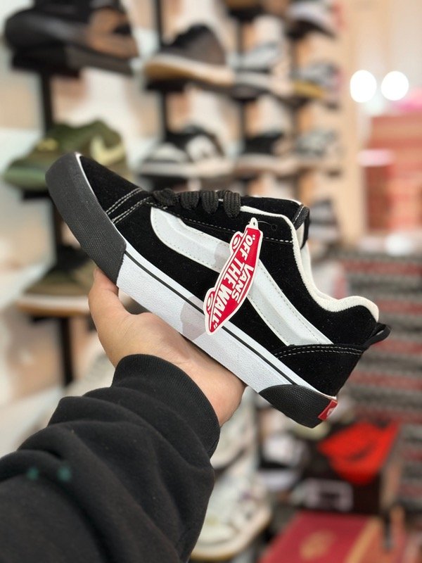 Producto - Vans knu black/white