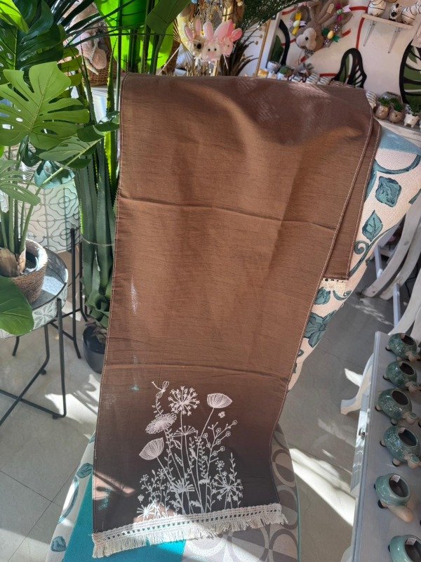 Producto - Camino de mesa marrón con amapolas 1,50 cm (Efectivo: 18.000)