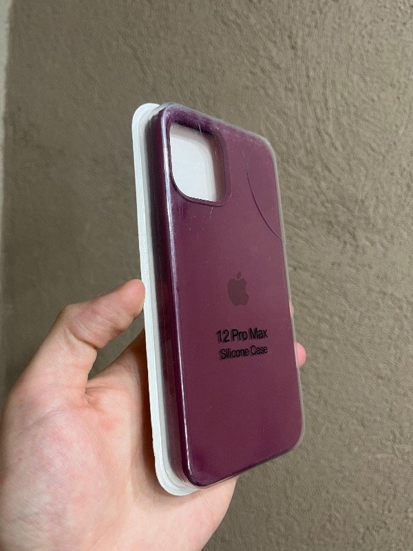 Producto - Silicone 12 pro max vino