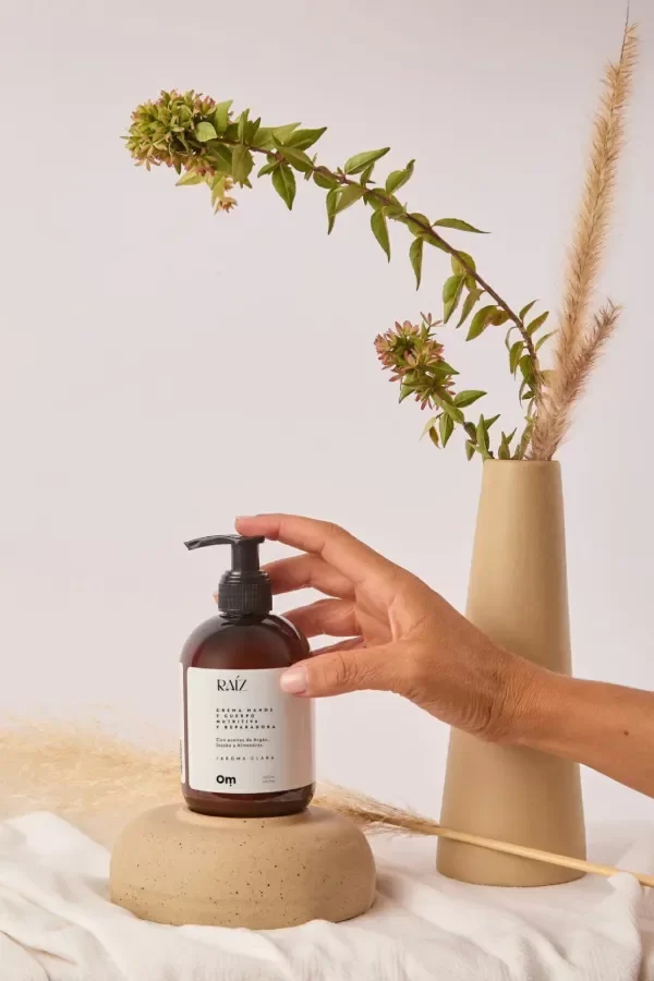 Producto - CREMA DE MANOS Y CUERPO