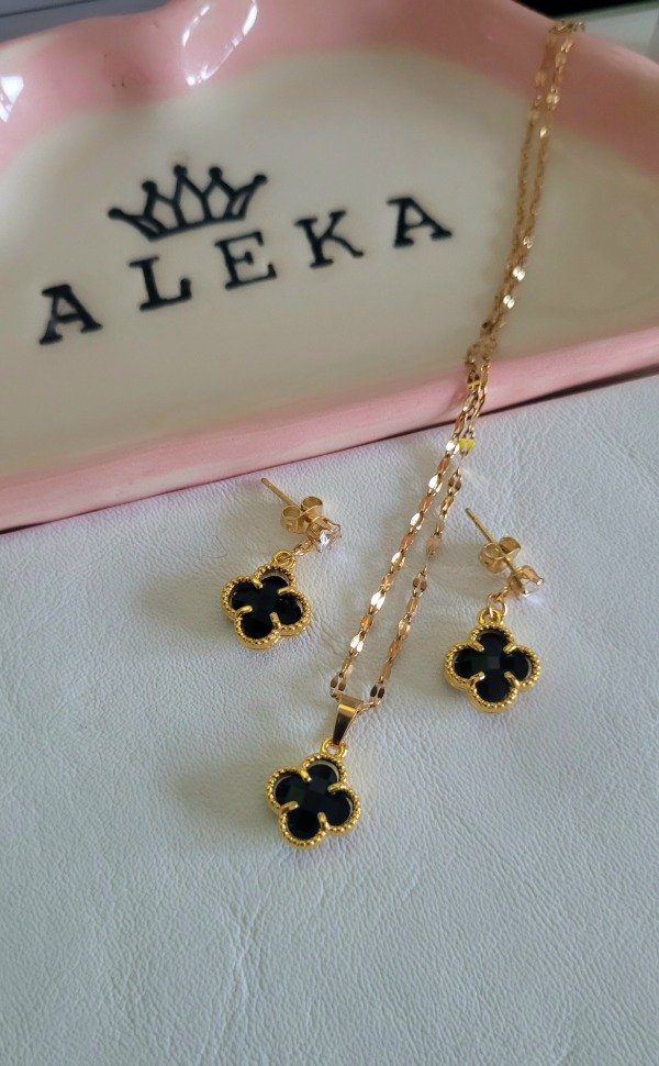 Producto - Conjunto van cleef de acero dorado