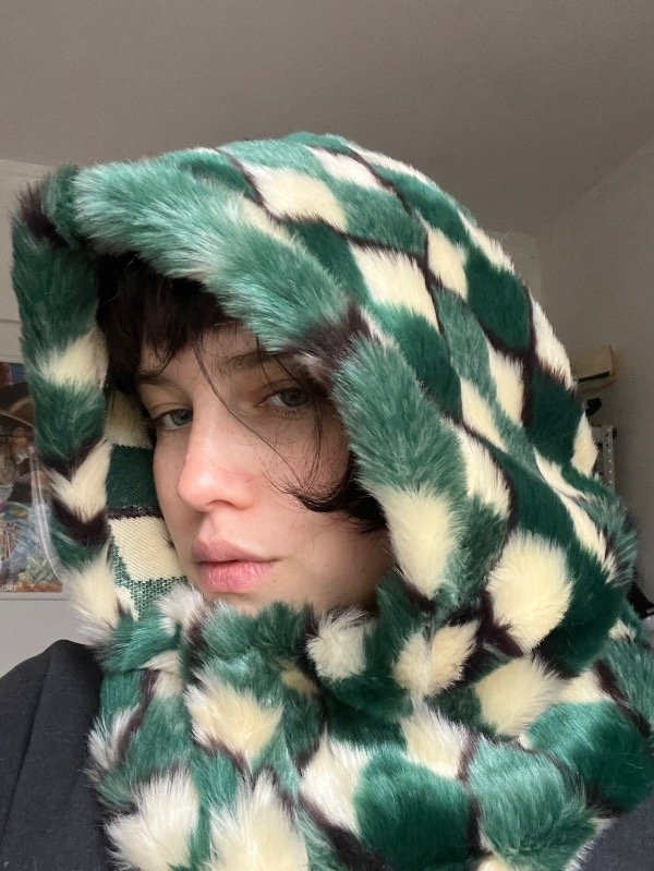 Producto - Capucha de peluche estampada - 0