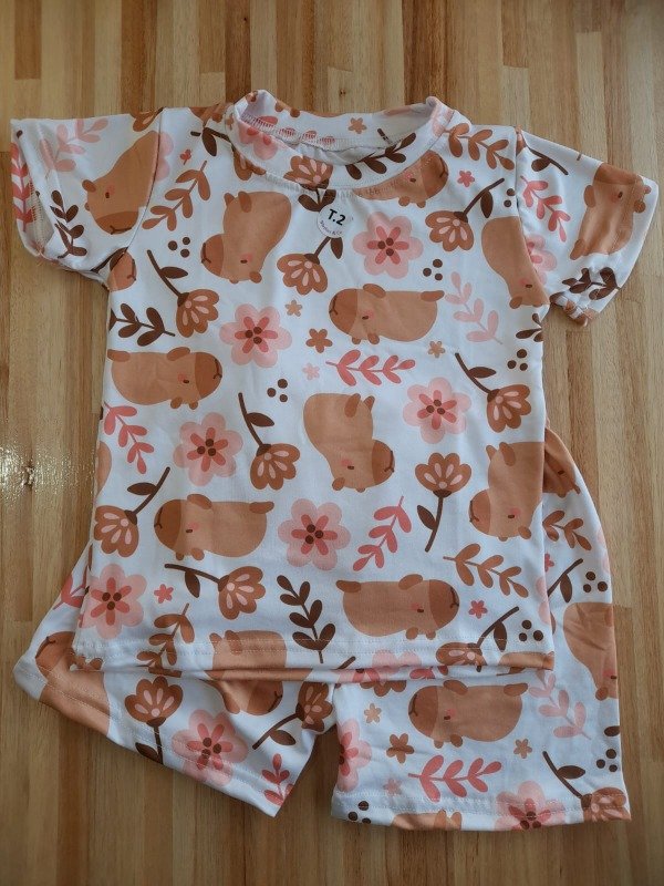 Producto - Pijamas Manga Corta Capybara