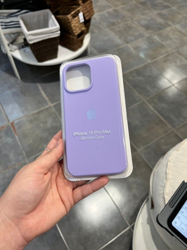 Producto - Silicone Case Lila (Iphone 15 Pro Max)
