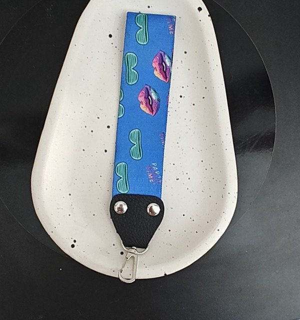 Producto - Llavero cinta dibujos largo