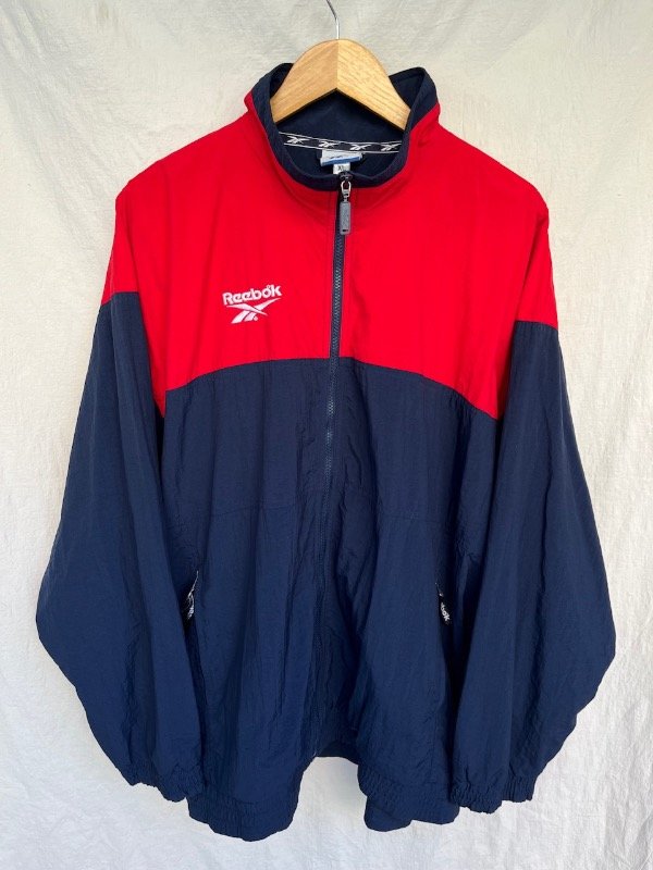 Producto - Campera Reebok ll