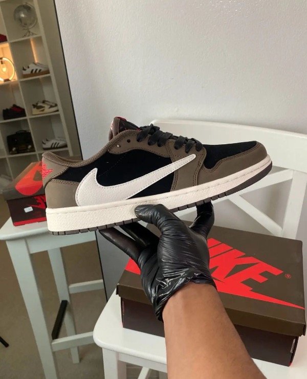 Producto - Travis Scott - Mocha