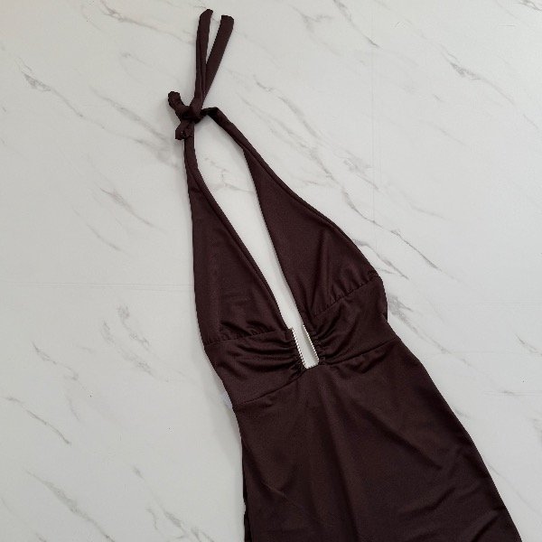 Producto - vestido largo con detalle y tajo