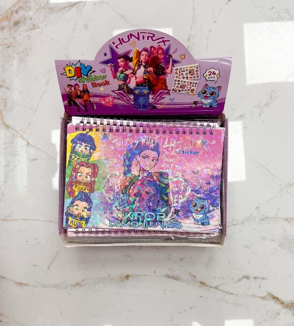 Producto - Stickers Guerreras K-pop caja x20u