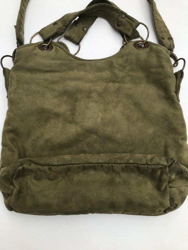 Producto - Cargo bag gamuza verde militar - 5