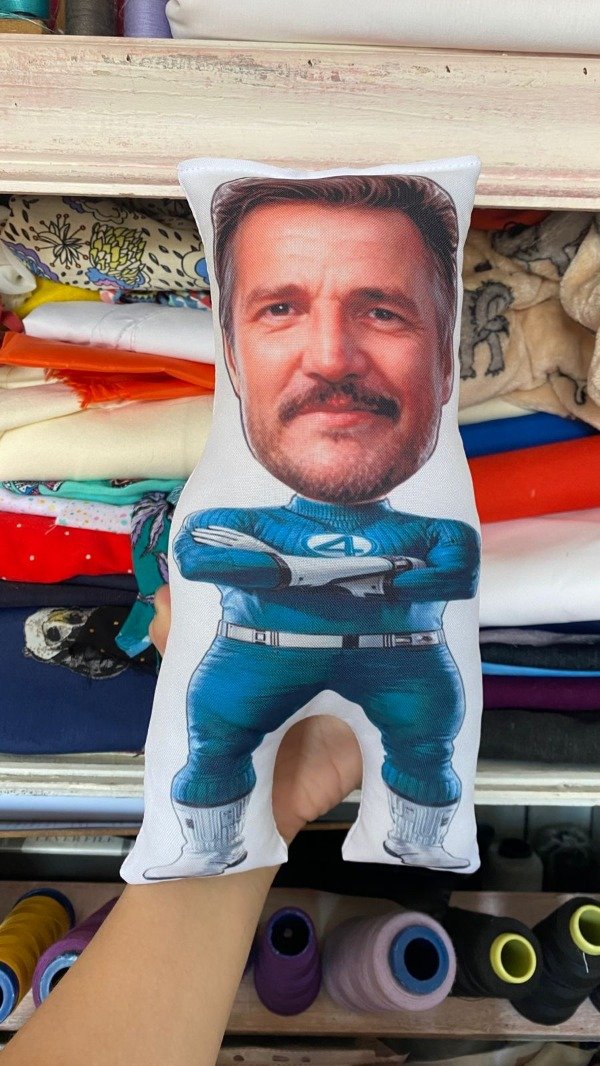 Producto - Muñeco Pedro Pascal Reed Richards - 1