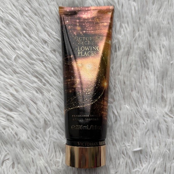 Producto - BODY LOTION VICTORIA SECRET GLOWING PLACES