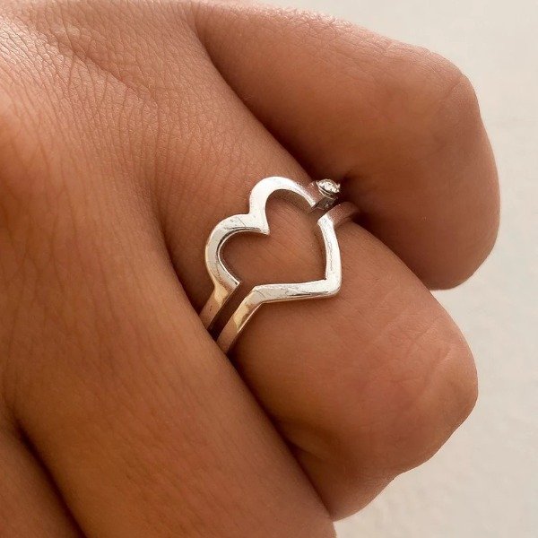 Producto - ANILLO HEART LINE BRILLANTE T17