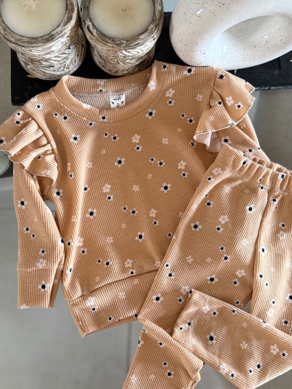 Producto - CONJUNTITO FLOR BEIGE