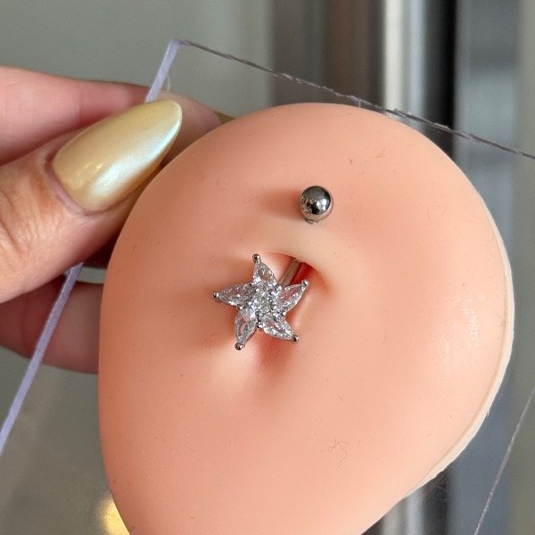 Producto - Piercing de ombligo estrella grande