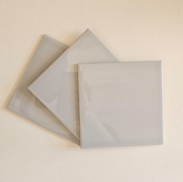 Producto - Azulejo Gris claro 1era calidad