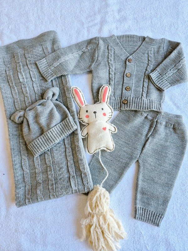 Producto - Set de nacimiento HILO gris