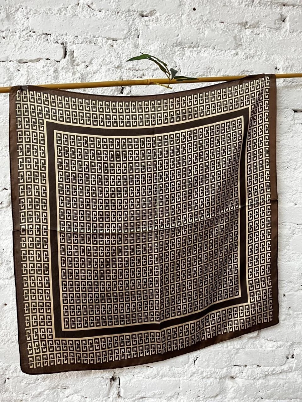 Producto - Pañuelo tipo Gucci chocolate Poliéster