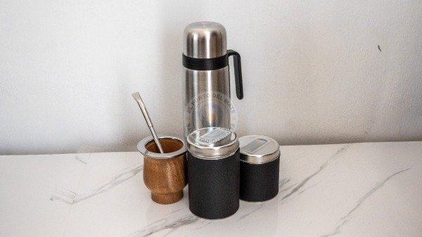 Producto - Kit Mate + Bombilla + Yerbera Azucarera + Termo