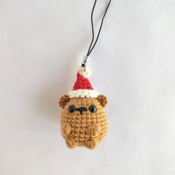 Producto - Mini osito marrón navideño tejido adorno navidad celular