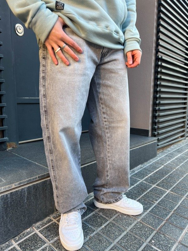 Producto - Baggy gris