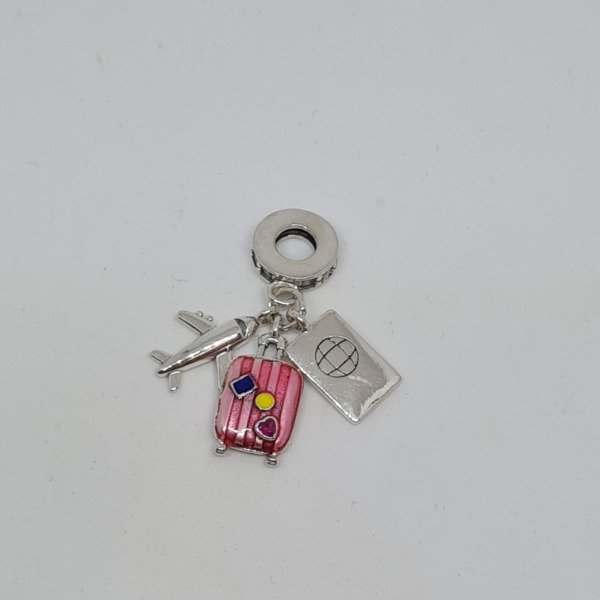 Producto - Dije charms viajero rosa