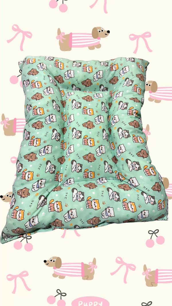 Producto - Colchoneta gatitos verde agua