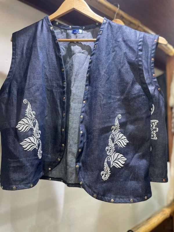 Producto - Chaleco Bordado Jeans