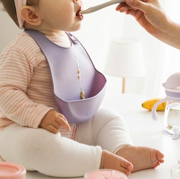 Producto - Babero Silicona