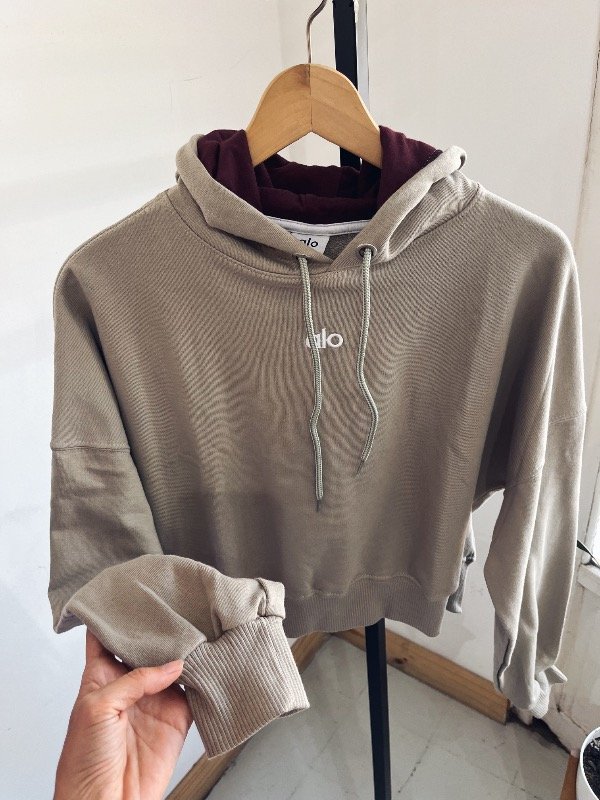 Producto - Buzo crop ALO