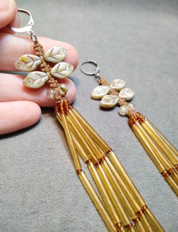 Producto - Aros largos hojitas