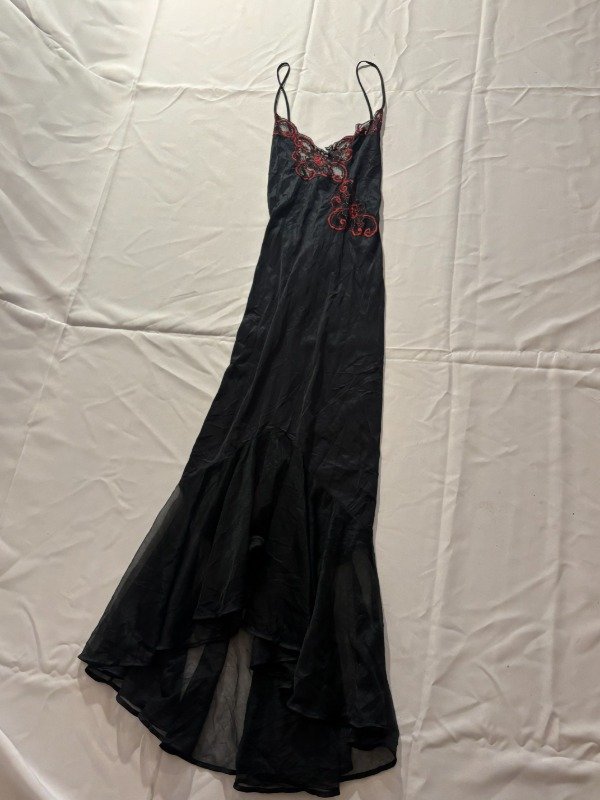 Producto - Vintage 80s made in U.S.A. Undercover Wear goth blood lace roses slip dress