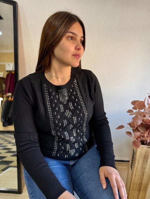 Producto - Sweater importado piedras