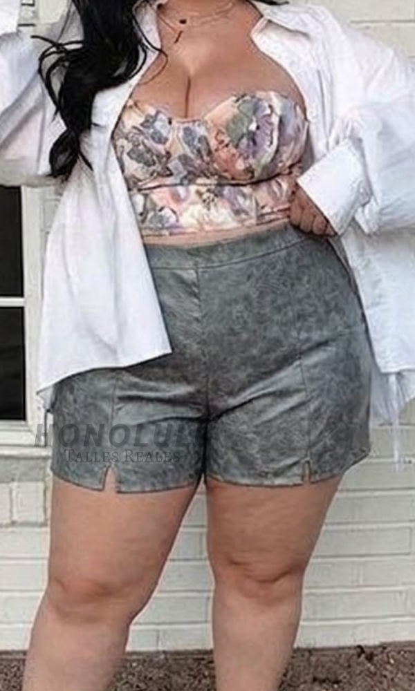 Producto - Short de Cuerina Talle 60/62 - 0