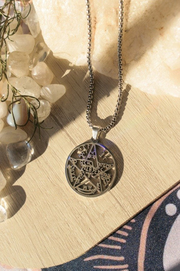 Producto - Dije Tetragramatron
