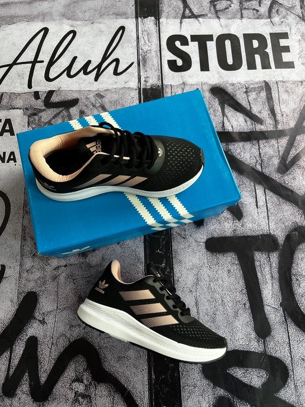 Producto - Adidas Galaxy con rosa