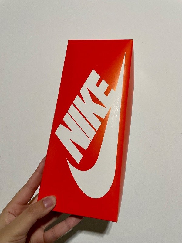Producto - Caja x5 Nike