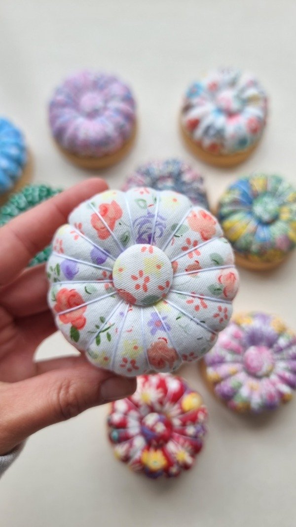 Producto - Alfiletero semicircular FLOR