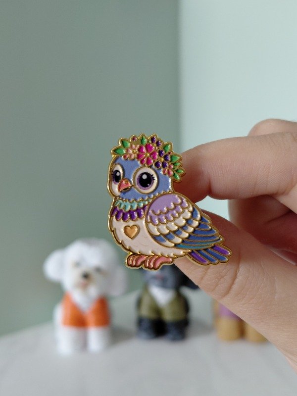 Producto - Pin metalizado - Búho en dorado #3022