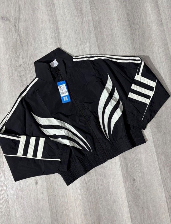 Producto - Campera Crop Adi Originals