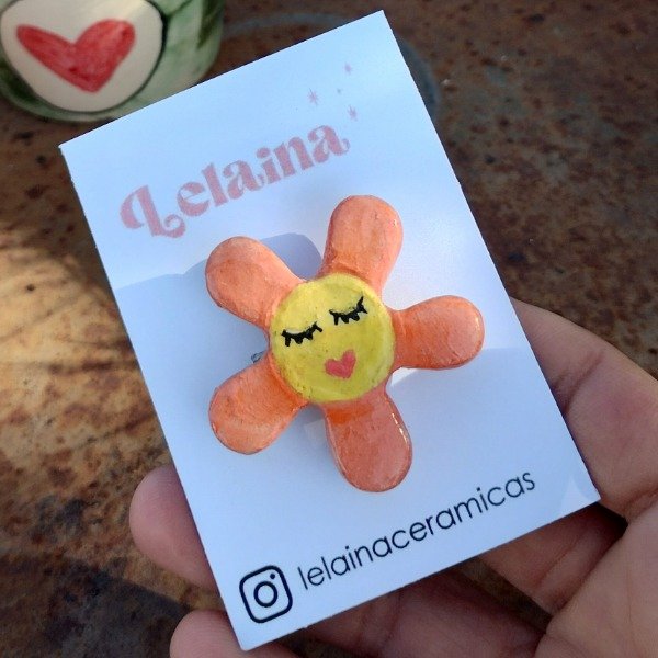 Producto - Pin Florcita Anaranjada