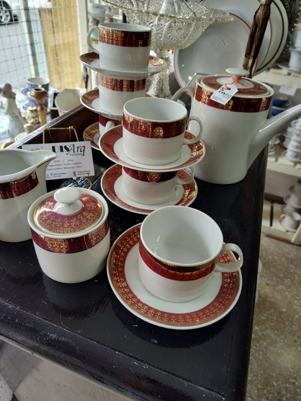 Producto - Juego de té bordó